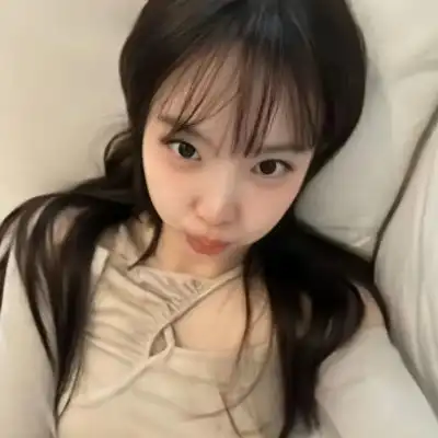 仰映容
